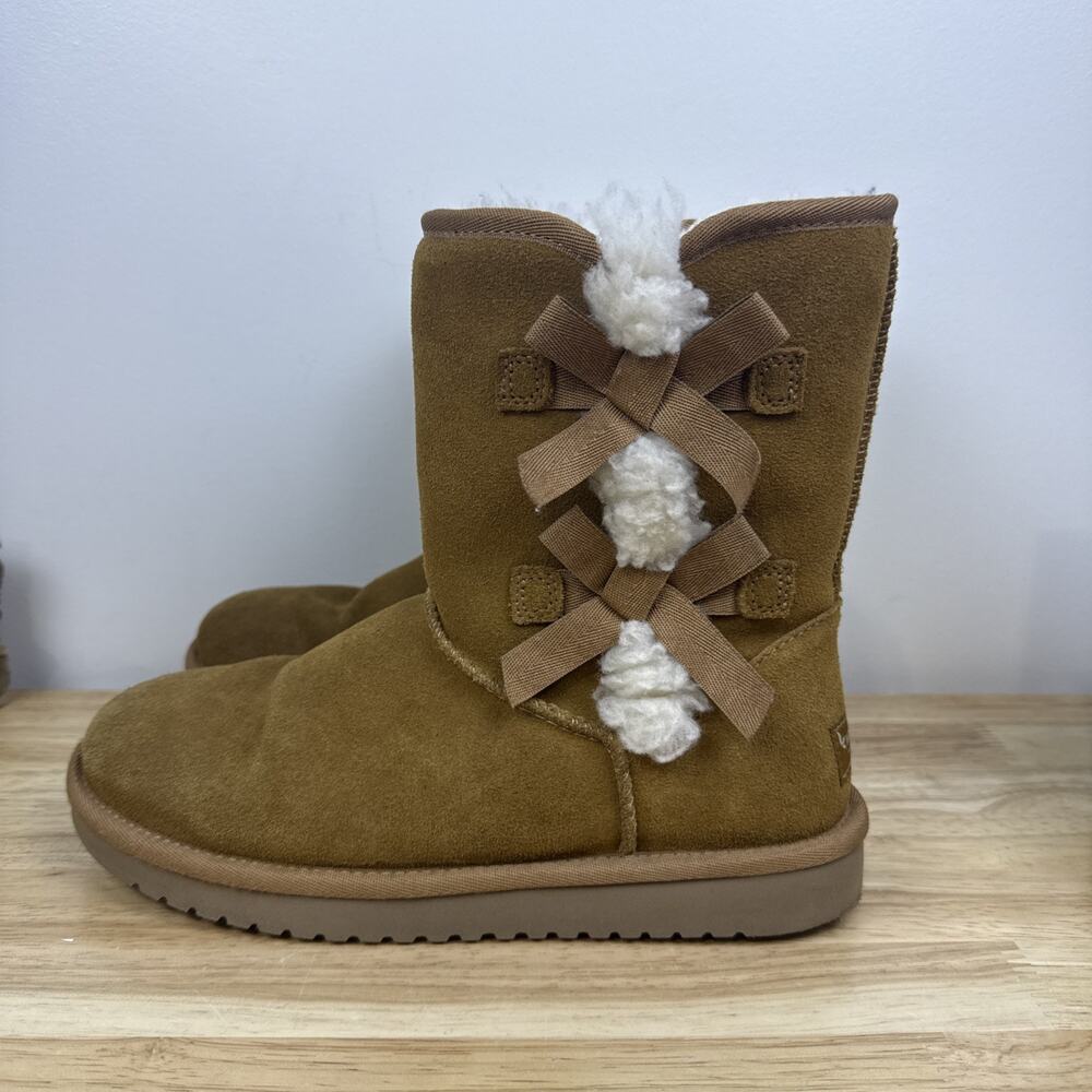 Koolaburra By UGG Victoria Short Boots Girls Size 7 Women’s 8.5 Chestnut Brown